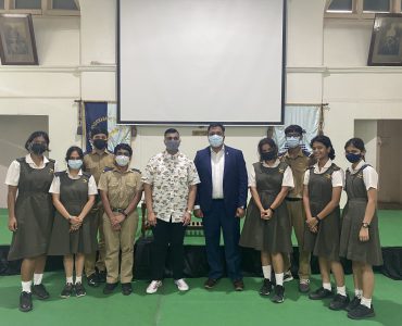 Grade 12 Biology Students Talk with Dr.Ninad Desai from St. George's University on 'Emergency Medicine'