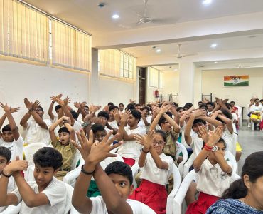 WhatsApp Image 2025-04-11 at 16.33.48_b5795f66