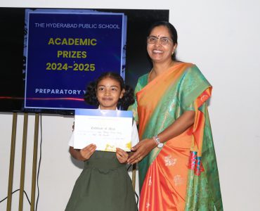 Junior School Academic Prize Distribution for the excellence in academic year 2024-25 (15)