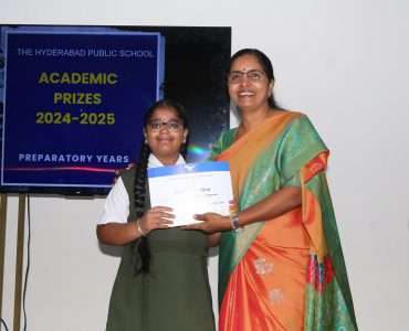 Junior School Academic Prize Distribution for the excellence in academic year 2024-25 (17)
