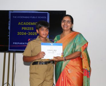 Junior School Academic Prize Distribution for the excellence in academic year 2024-25 (18)