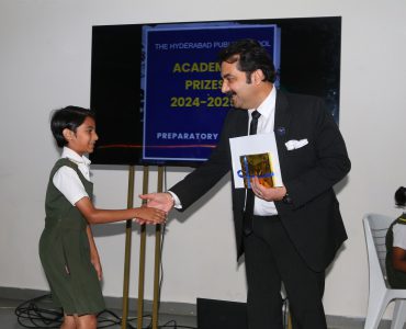 Junior School Academic Prize Distribution for the excellence in academic year 2024-25 (9)
