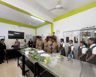 Flower arrangement Flower arrangement