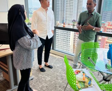 Cultural Bridges and Sporting Bonds in Malaysia (18) Cultural Bridges and Sporting Bonds in Malaysia (18)