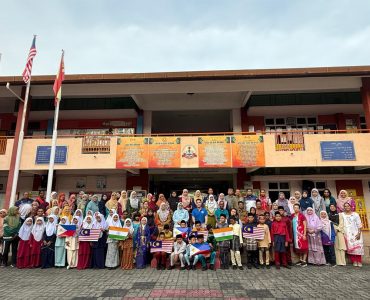 Cultural Bridges and Sporting Bonds in Malaysia (6) Cultural Bridges and Sporting Bonds in Malaysia (6)